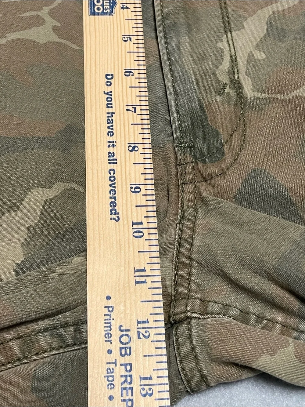 Signature by Levi Strauss Men's Camo Cargo Shorts Size 32
